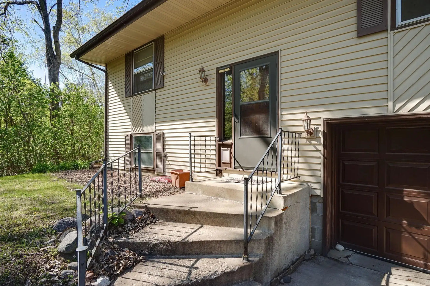 12410 24th Avenue, Plymouth, MN 55441