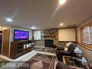 1245 Polk Street, Shakopee, MN 55379