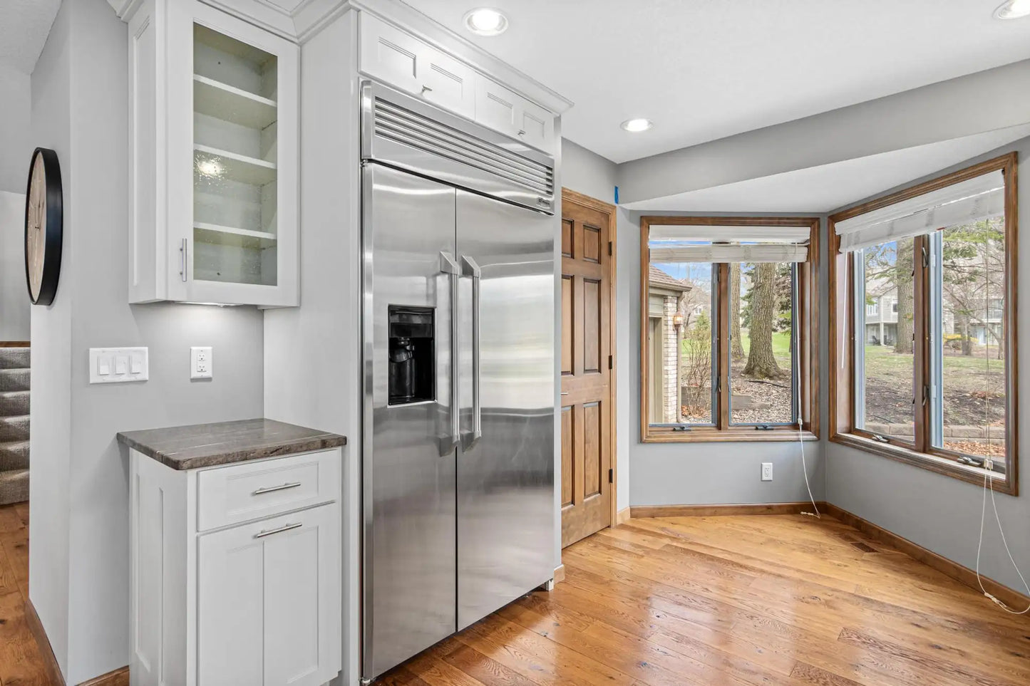 130 Wildwood Bay Drive, Mahtomedi, MN 55115