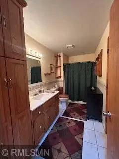 1245 Polk Street, Shakopee, MN 55379