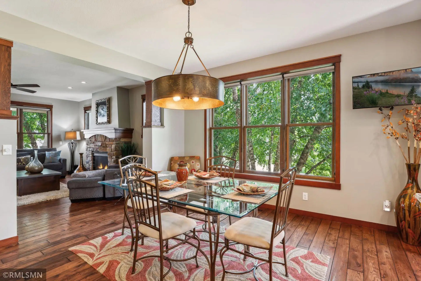 1252 Waters Path, Woodbury, MN 55129
