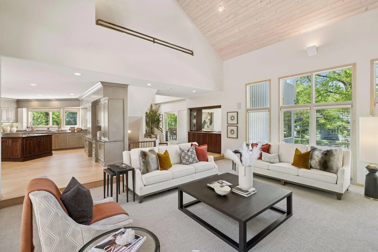 12200 Hilloway Road, Minnetonka, MN 55305