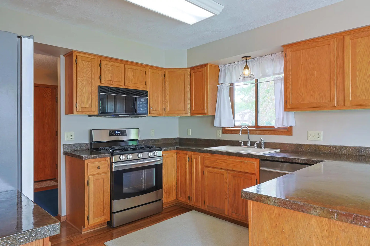 5710 Park Drive, Savage, MN 55378