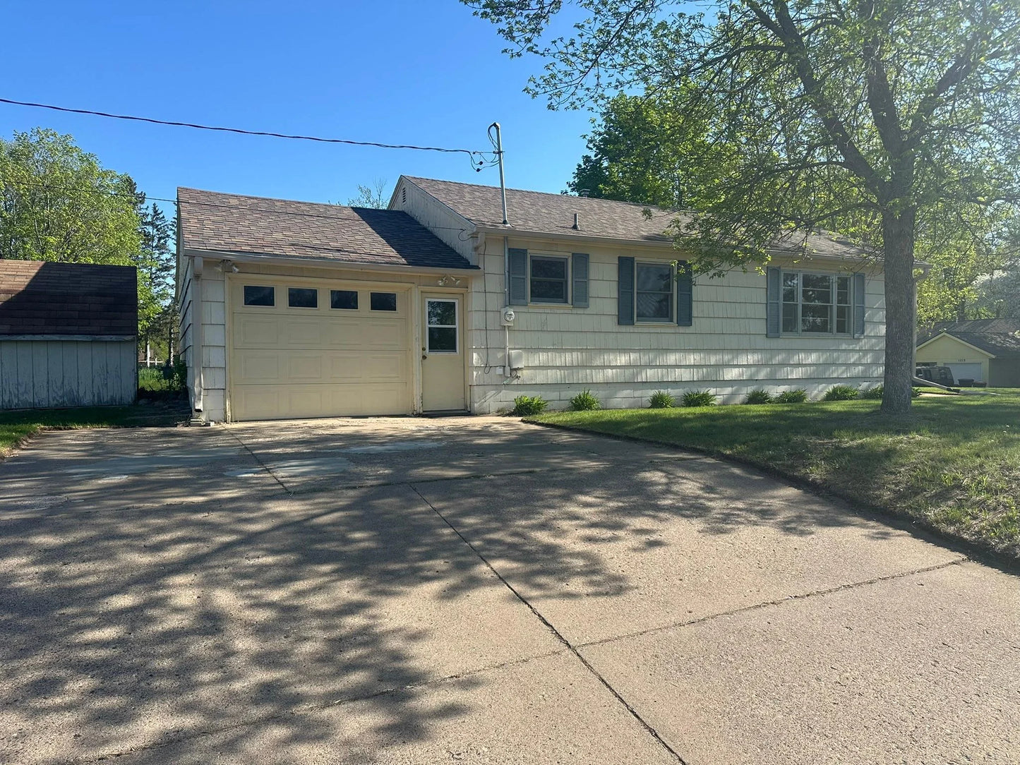 1222 12th Street, Brainerd, MN 56401
