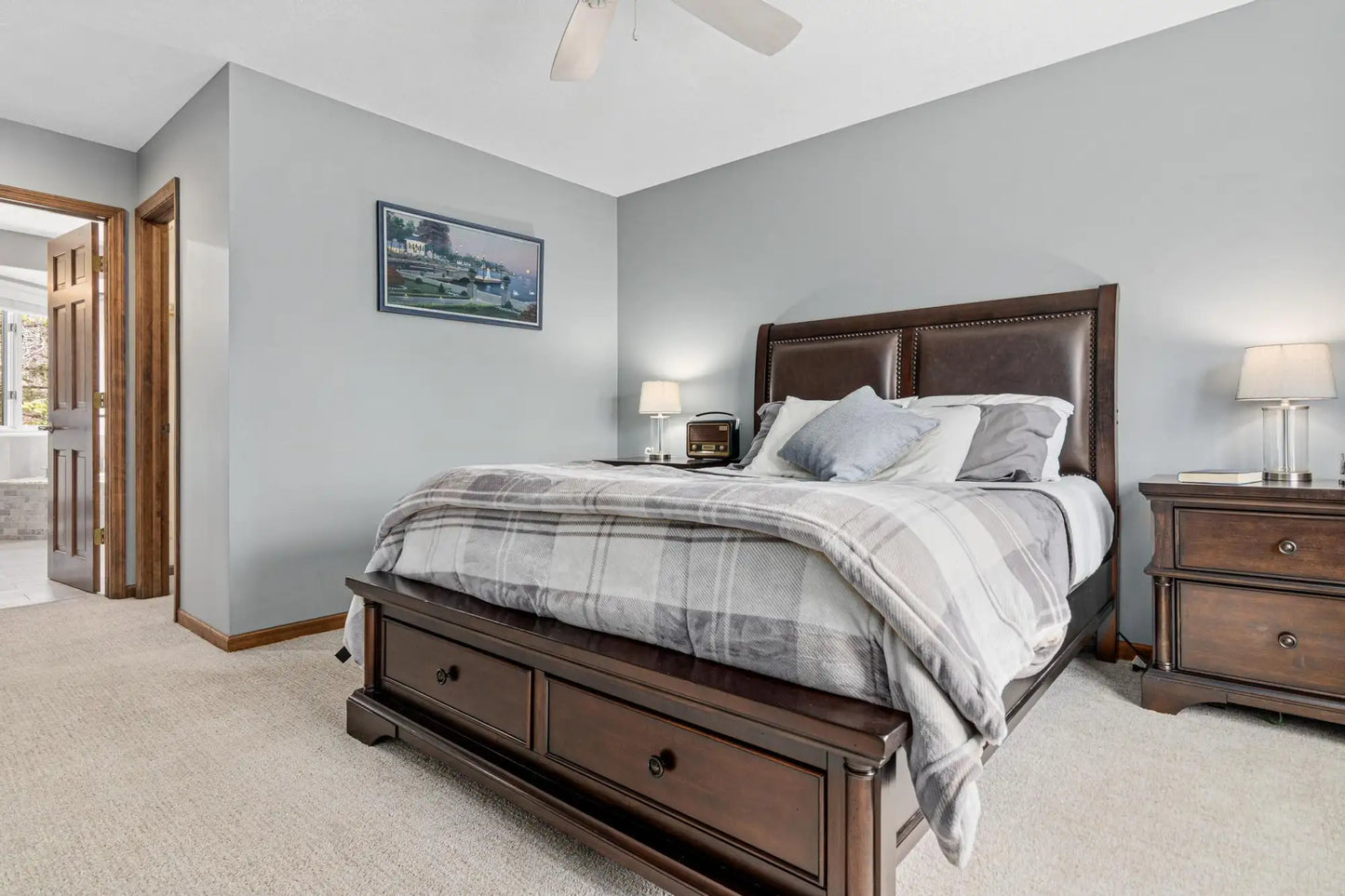 130 Wildwood Bay Drive, Mahtomedi, MN 55115