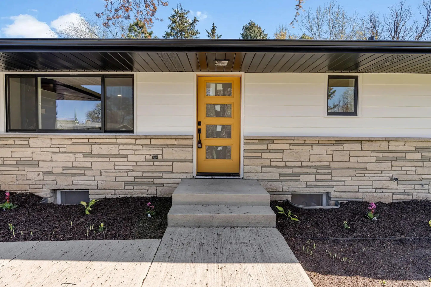 1220 Unity Avenue, Golden Valley, MN 55422