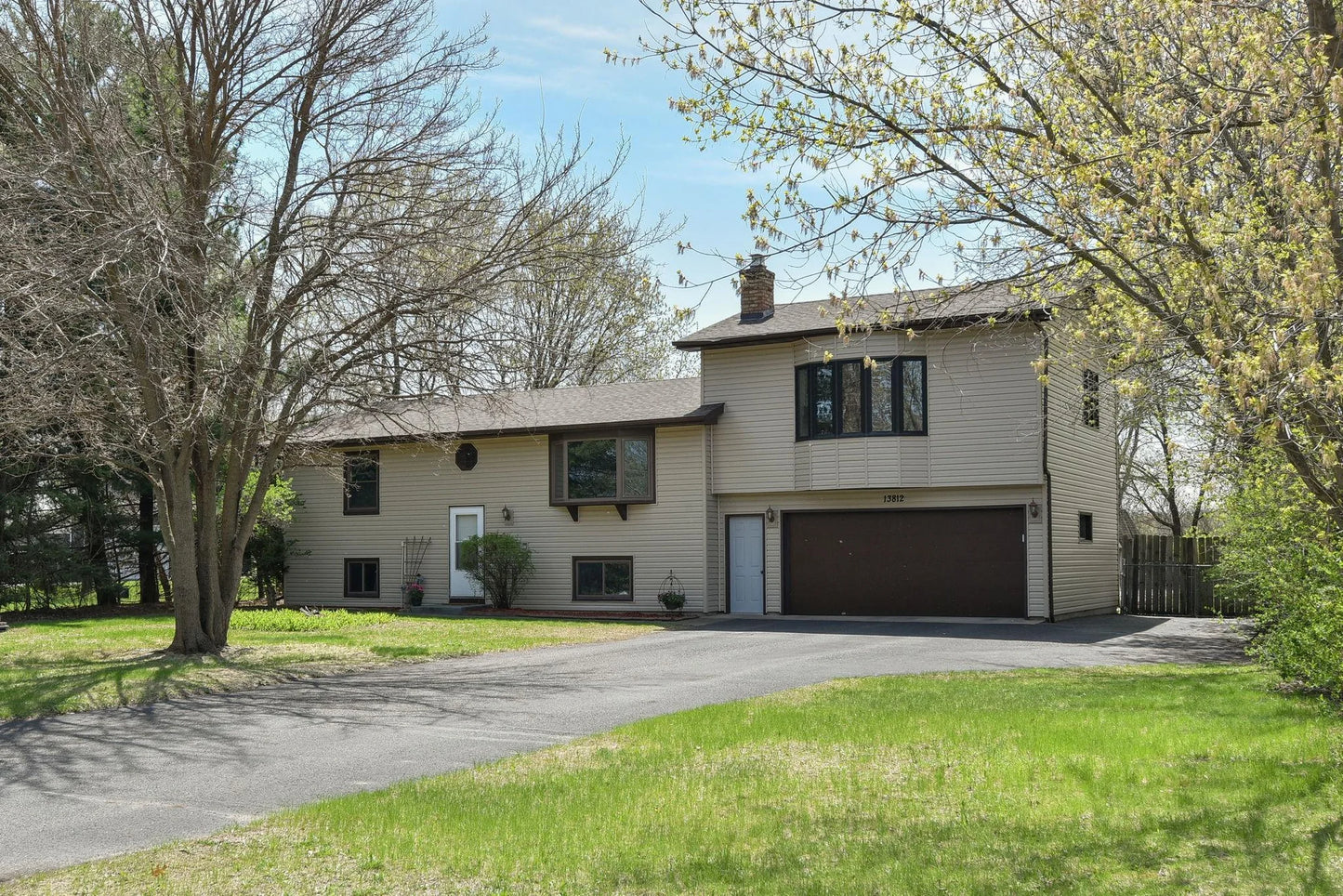 13812 Riverview Drive, Elk River, MN 55330
