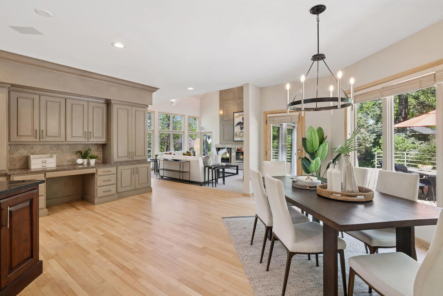 12200 Hilloway Road, Minnetonka, MN 55305