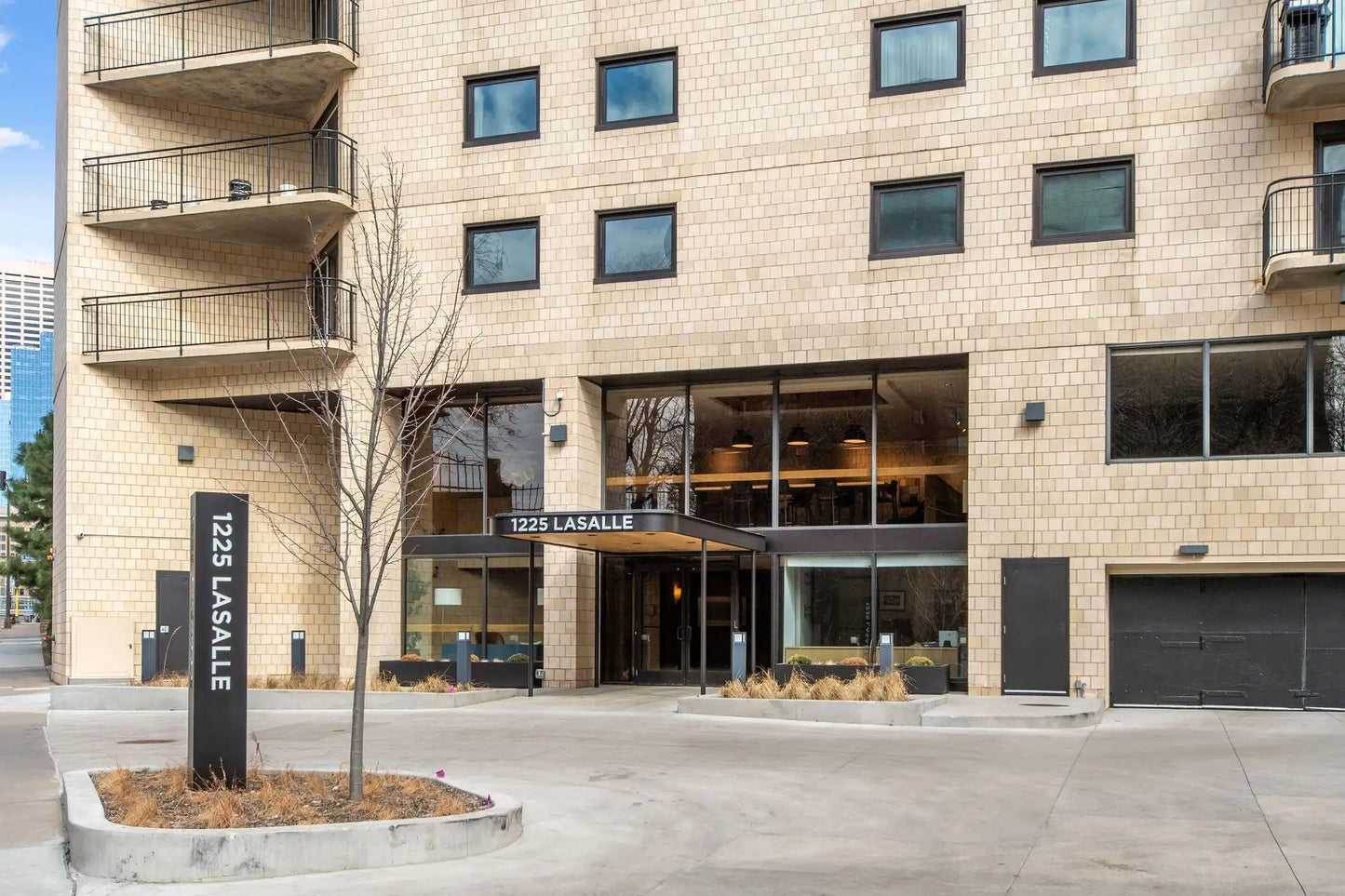 1225 Lasalle Avenue, Minneapolis, MN 55403