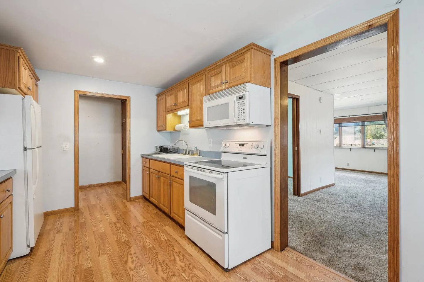 574 Burgess Street, Saint Paul, MN 55103