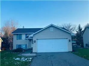 12740 Eveleth Path, Apple Valley, MN 55124