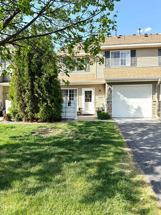 8289 Delaney Drive, Inver Grove Heights, MN 55076