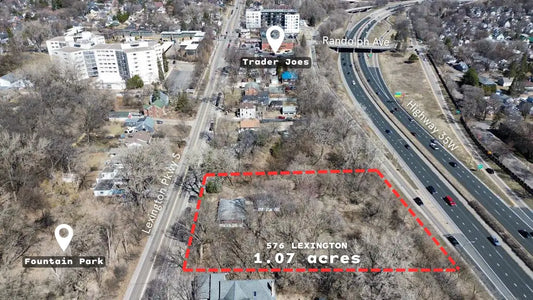 576 Lexington Parkway , Saint Paul, MN 55116