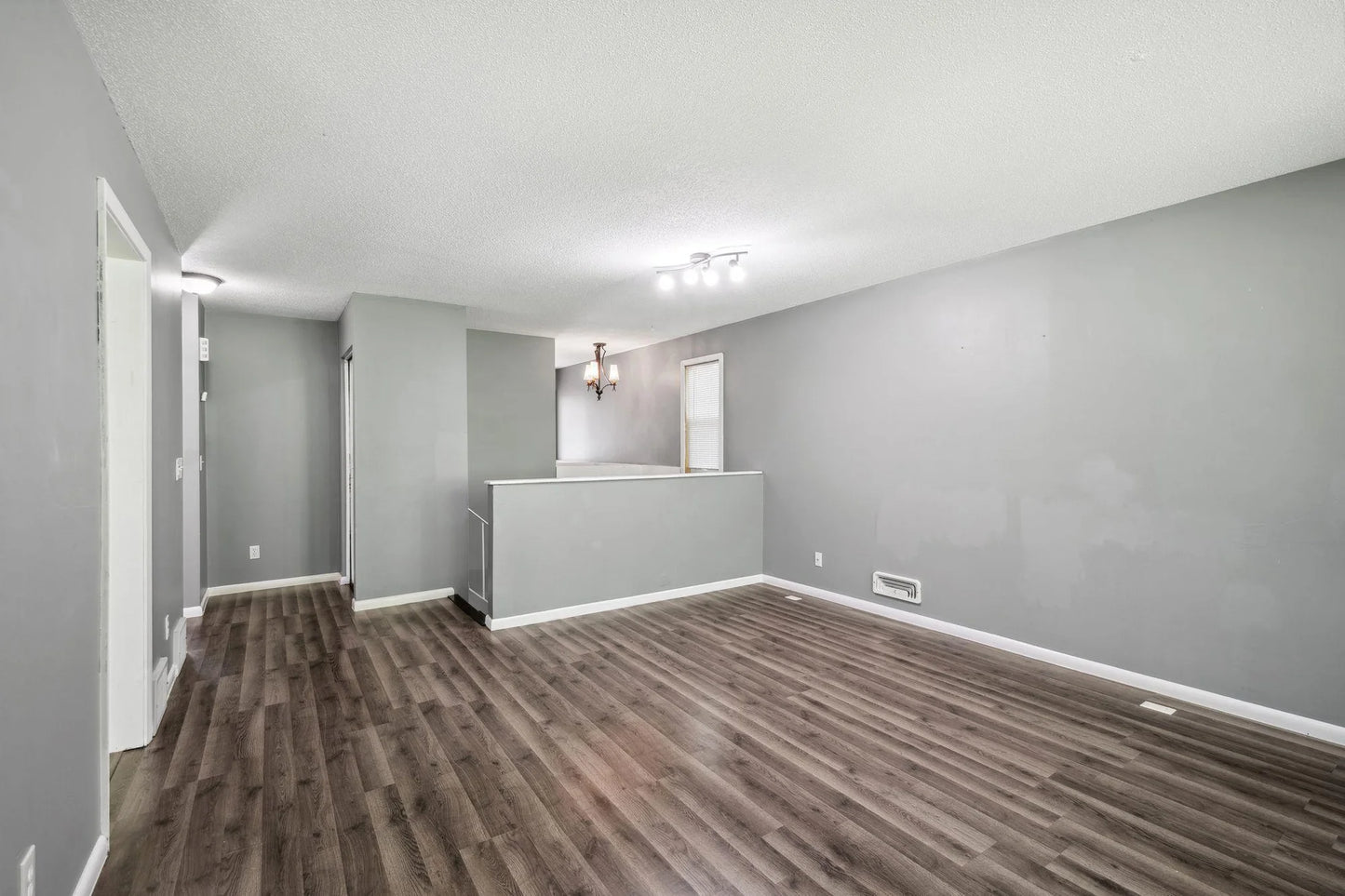 13651 Everton Avenue, Apple Valley, MN 55124