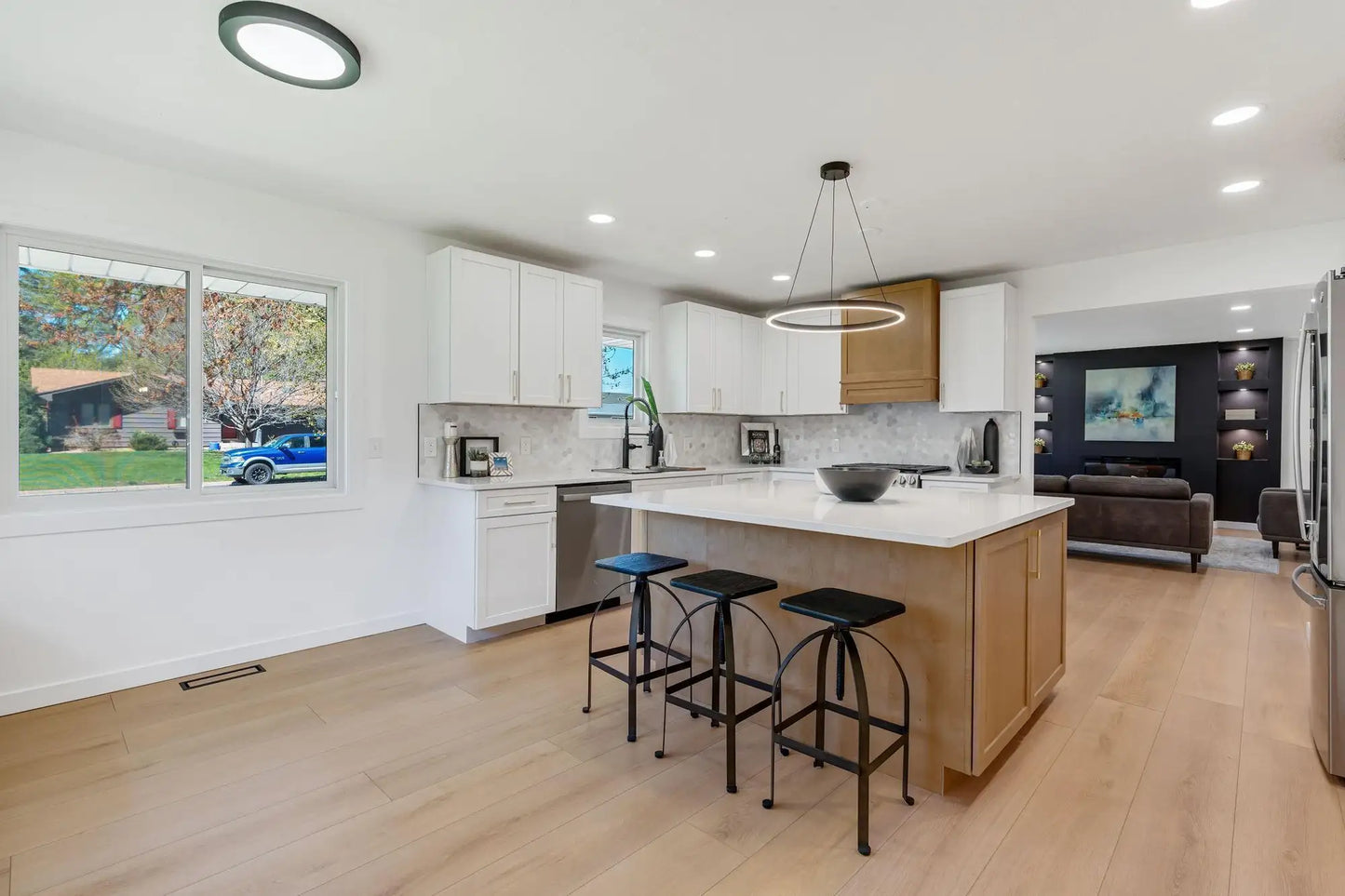 1220 Unity Avenue, Golden Valley, MN 55422