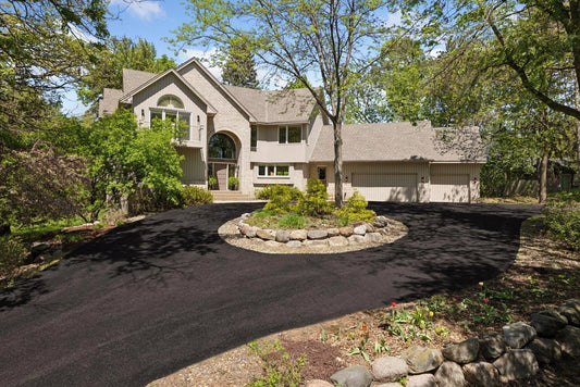 12200 Hilloway Road, Minnetonka, MN 55305