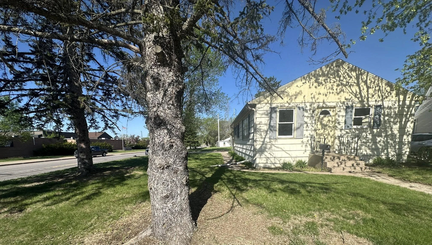 1222 12th Street, Brainerd, MN 56401