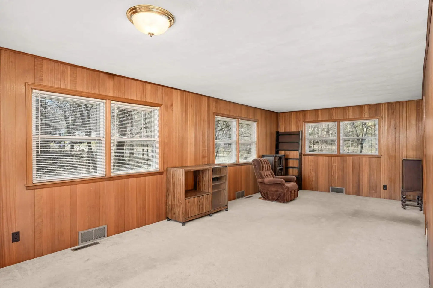 576 Lexington Parkway, Saint Paul, MN 55116