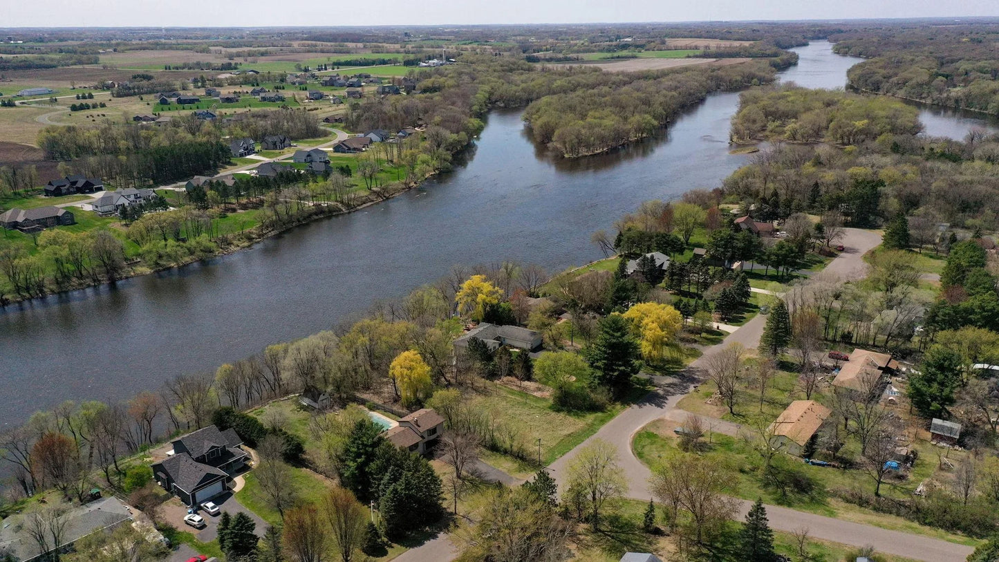 13812 Riverview Drive, Elk River, MN 55330