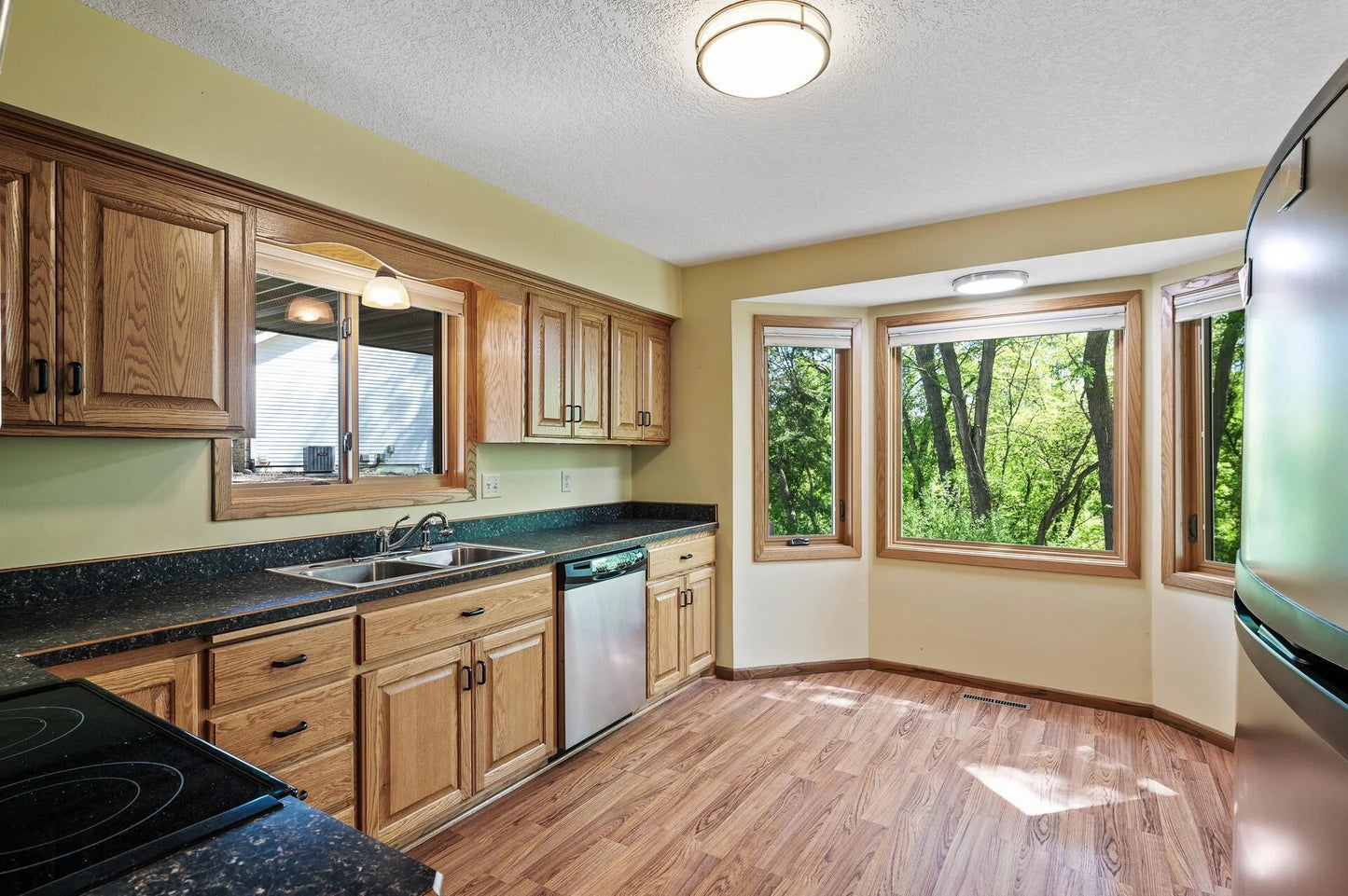 13838 Glendale Trail, Savage, MN 55378
