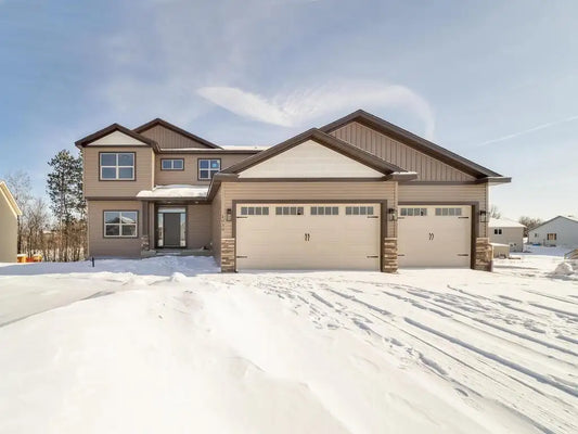 000 Narcissis Court, Cambridge, MN 55008