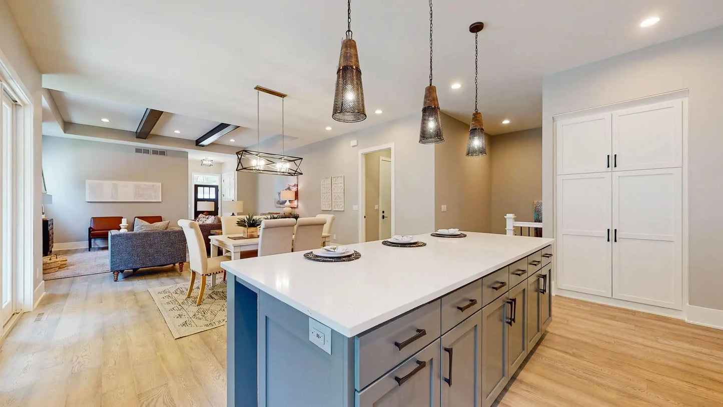 5750 Shady Oak Road, Minnetonka, MN 55343