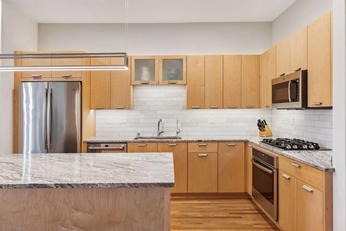 1240 2nd Street, Minneapolis, MN 55415