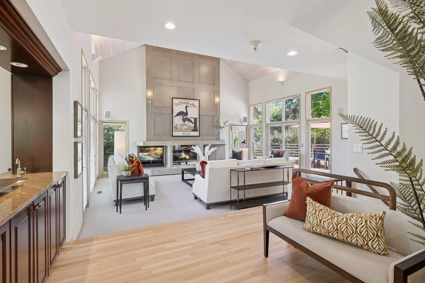 12200 Hilloway Road, Minnetonka, MN 55305